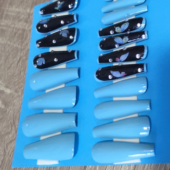 Butterfly Sky Blue Press On Nails - Picture 4 of 4